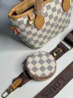 Pinko Mini – شنطة صغيرة بإطلالة كبيرة - جملة اكسبريس