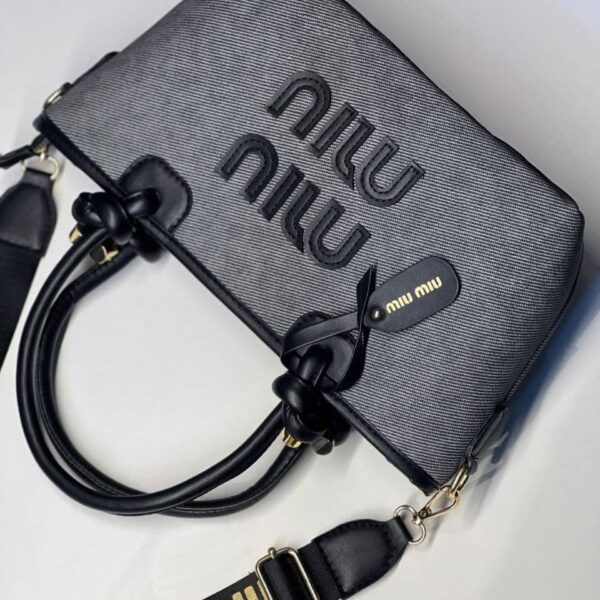 Miu Miu – لمسة أنوثة بطابع إيطالي فاخر - جملة اكسبريس