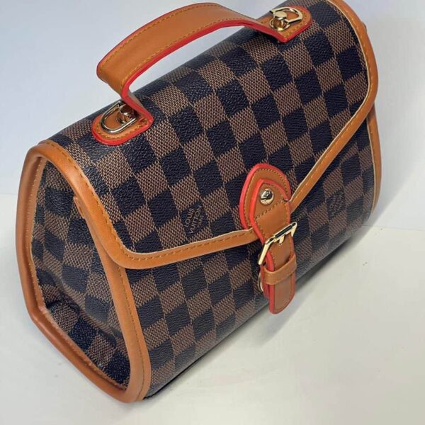 شنطة يد لويس فيتون - جملة اكسبريس