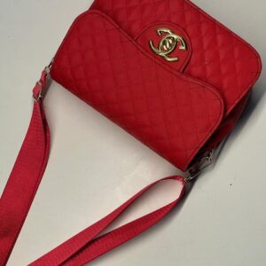 شنطة حريمي كلاسيك جلد مبطن - جملة اكسبريس