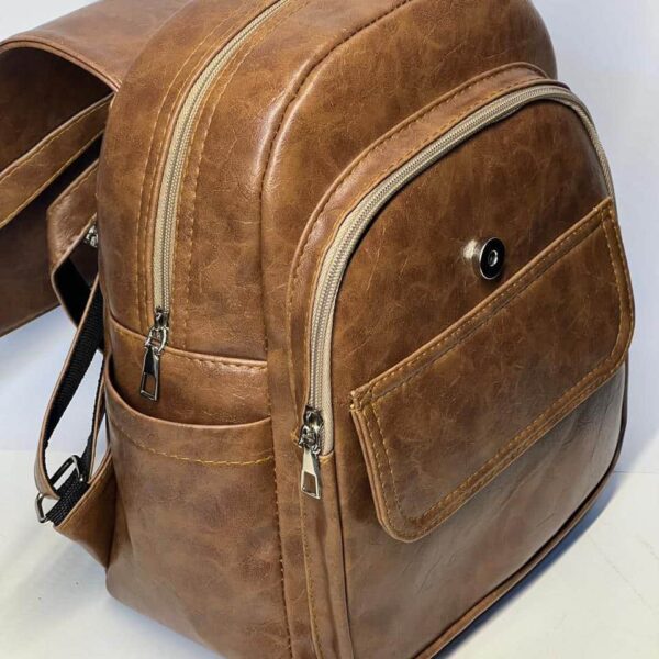 شنطة ظهر جلد كلاسيك - جملة اكسبريس