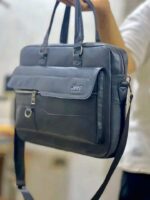 شنطة جلد موديل كلاسيك ماركة Jeep - المنصة ستور