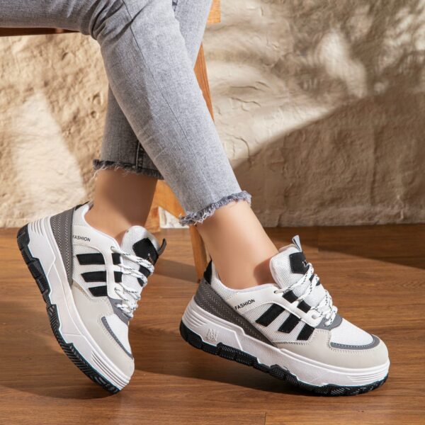 كوتشي حريمي - جملة اكسبريس