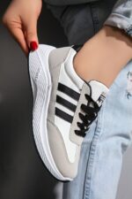 ⁦كوتشي حريمي خامة مستوردة الجملة بداية من 10 قطع⁩ - الصورة ⁦22⁩