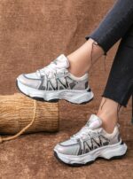 ⁦كوتشي حريمي خامة مستوردة الجملة بداية من 10 قطع⁩ - الصورة ⁦2⁩