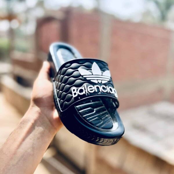 شبشب Balenciaga - جملة اكسبريس