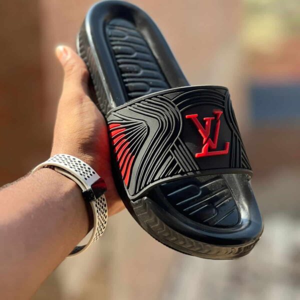 شبشب LV Heart - جملة اكسبريس