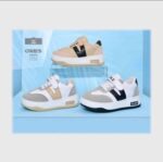 ⁦حذاء سنيكرز أطفال – ألوان وأشكال متعددة | مقاسات صغيرة⁩ - الصورة ⁦4⁩