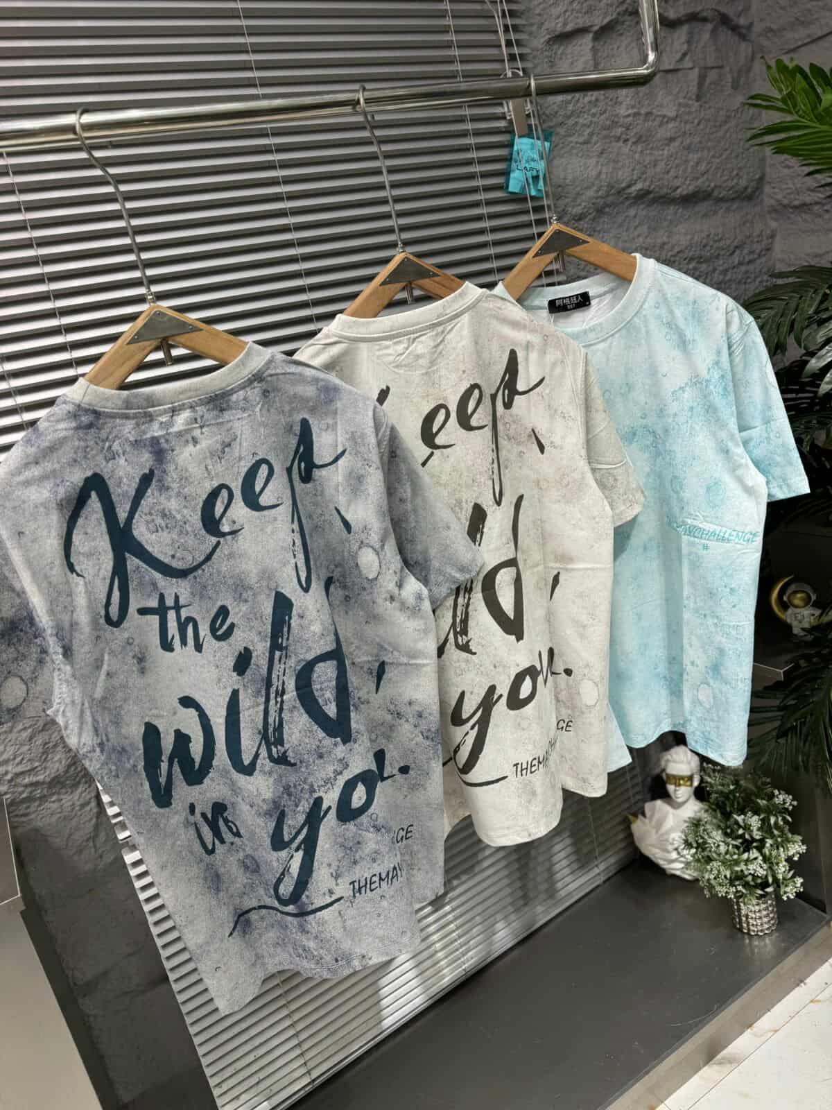 WhatsApp-Image-2025-09-01-at-22.23.40-4.jpeg تيشيرت رجالي THEMADE - الصورة 1