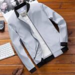 جاكت بليسيه مشحم مبطن فرو ابيض