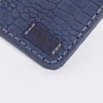 ⁦حافظة بطاقات نحيفة من تيما كحلي⁩ - الصورة ⁦2⁩