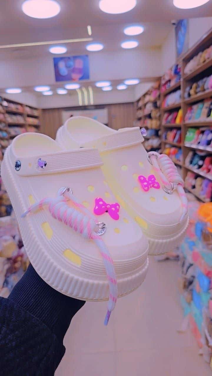 photo_2025-12-15_05-25-17 سليبرات حريمي ابيض خامة ممتازة وجودة عالية - الصورة 1