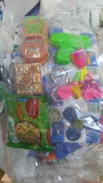 ⁦كرتونة حظك عسل وجوائز وهدايا في كل كيس⁩ - الصورة ⁦3⁩