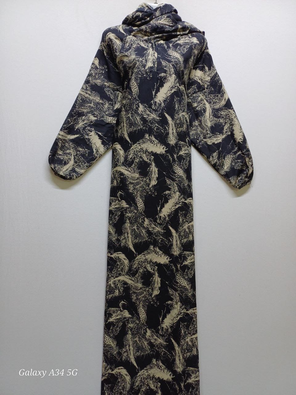 WhatsApp Image 2026-02-09 at 01.27.46 (1) 50 قطعة × اسدال فسكوز ريشة اسود - الصورة 1