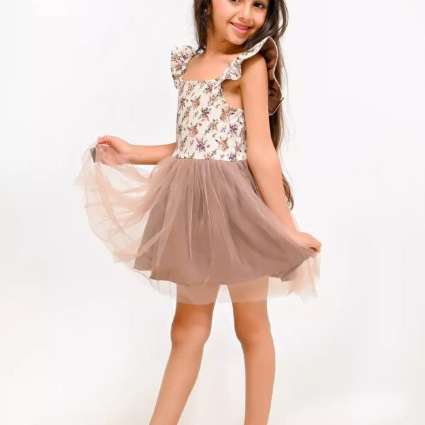 فستان بناتي Tulle Dress – 50 قطعة
