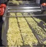 بطاطس نصف مقلية